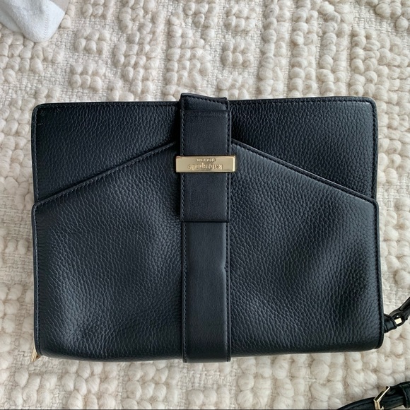 Kate Spade Purse **broken strap one side - Picture 2 of 5